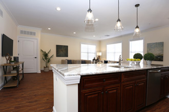 Six North in Somerville, NJ - Building Photo - Interior Photo