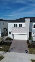 280 Nine Iron Dr in Davenport, FL - Building Photo