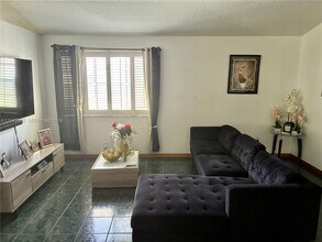 8564 SW 210th Terrace in Cutler Bay, FL - Building Photo - Building Photo