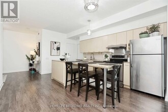 29-2529 Singer Ct in Toronto, ON - Building Photo - Building Photo