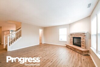 10392 Split Rock Way in Indianapolis, IN - Building Photo - Building Photo