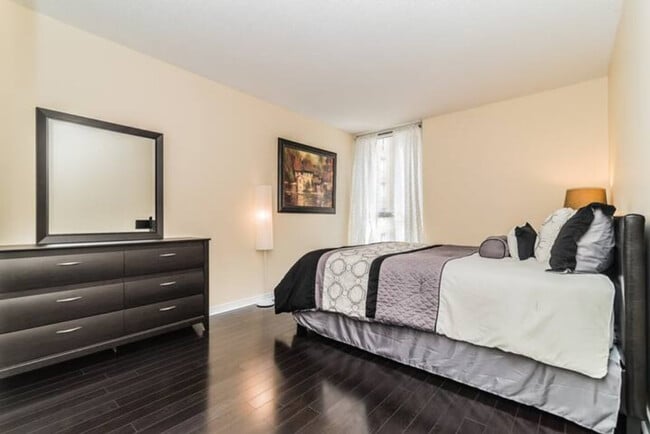 1255 Rue De Bullion, Unit SI ID1261832P in Montréal, QC - Building Photo - Building Photo
