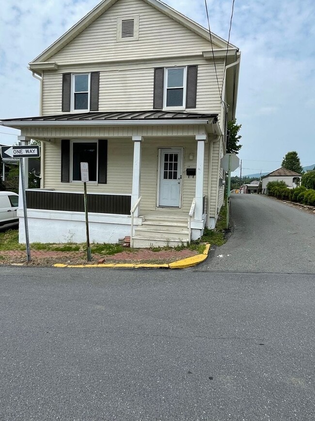 property at 116 East St