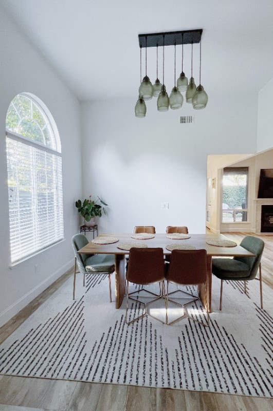 property at 9161 Kneeland Ct