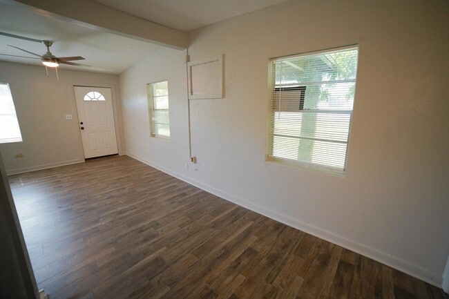 property at 1015 Joe Louis St