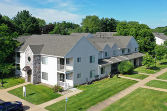 Prinwood Place in Portage, MI - Foto de edificio - Building Photo