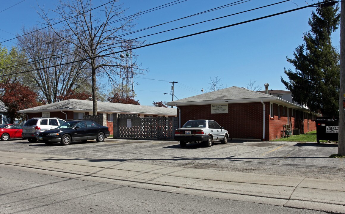 James Apartments in Bowling Green, OH - Building Photo