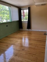 600 S Britain Rd, Unit 600 in Southbury, CT - Foto de edificio - Building Photo