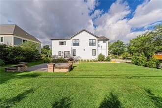 2605 Buckhurst Dr in Beachwood, OH - Building Photo - Building Photo