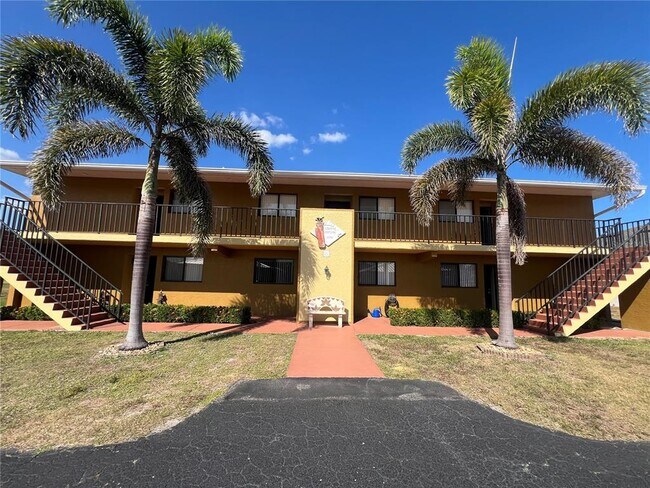 1330 Rio De Janeiro Ave in Port Charlotte, FL - Building Photo - Building Photo