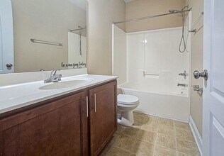 57 Ginseng St in Spring Lake, NC - Building Photo - Building Photo