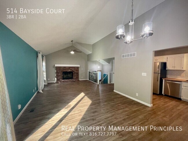 514 Bayside Ct in Smithville, MO - Building Photo - Building Photo