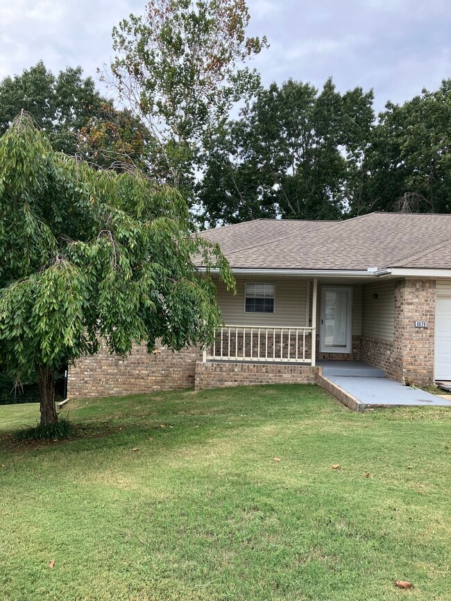 8629 Golf Creek Dr in Rogers, AR - Building Photo - Building Photo