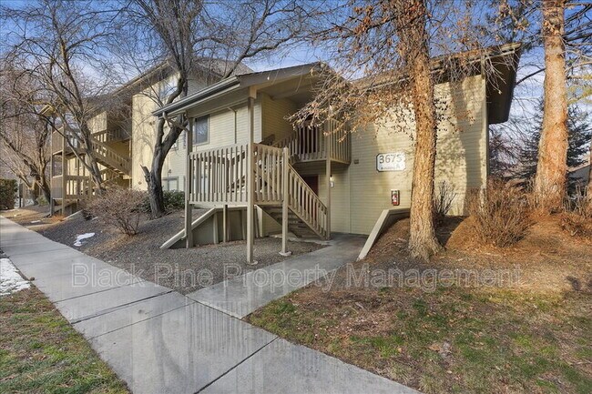 3675 S Gekeler Ln in Boise, ID - Building Photo - Building Photo