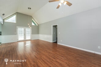 155 Woodcrest Dr in Covington, GA - Building Photo - Building Photo