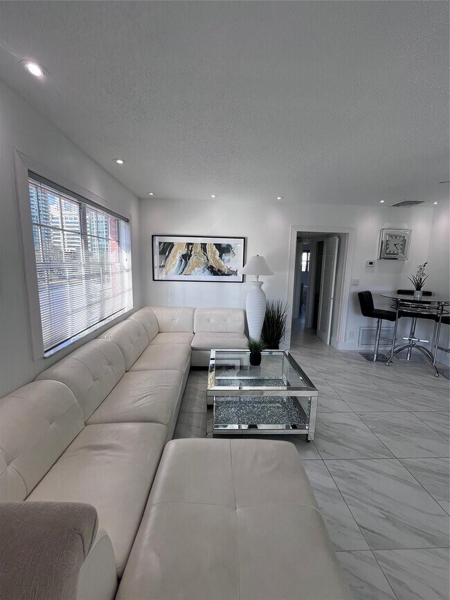 property at 601 SE 5th Ct