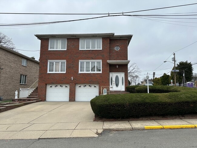 1023 Ponsi St, Unit G