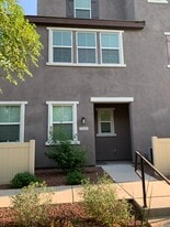 2342 E Hidalgo Ave in Phoenix, AZ - Building Photo
