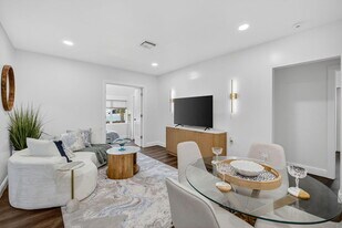 1317 NE 1st Ave. in Fort Lauderdale, FL - Building Photo