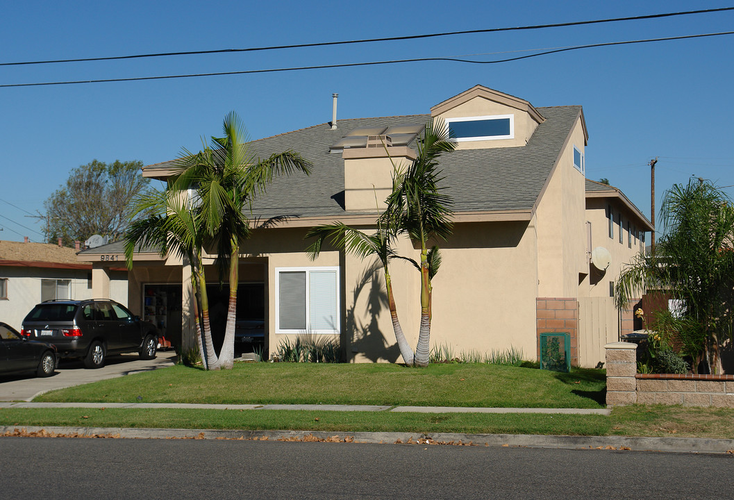 9841 Russell Ave in Garden Grove, CA - Building Photo