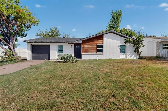 2611 Hardy Pl in Arlington, TX - Foto de edificio - Building Photo