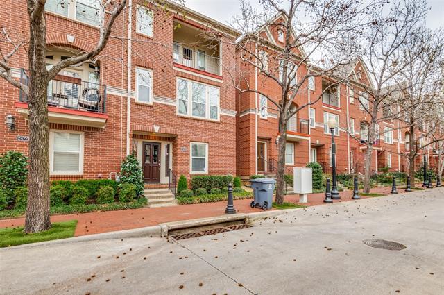 property at 2476 Worthington St