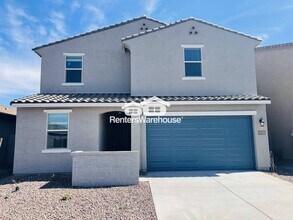 5621 W Rainwater Dr in Phoenix, AZ - Building Photo - Building Photo