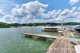 9816 Emerald Point Dr in Charlotte, NC - Building Photo - Building Photo