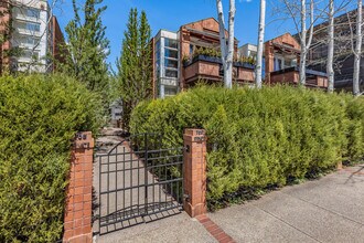 708 E Hyman Ave in Aspen, CO - Building Photo - Building Photo