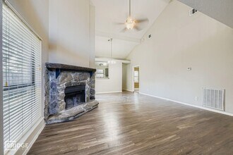 1322 Jasmine Dr in Lewisville, TX - Building Photo - Building Photo