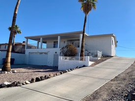 3576 Stanford Dr in Lake Havasu City, AZ - Building Photo
