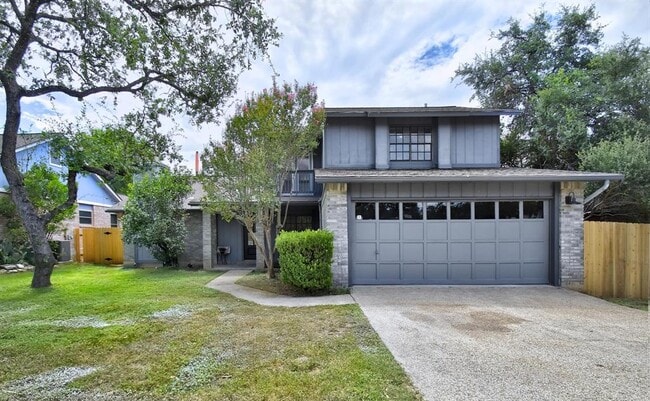 14926 Eminence in San Antonio, TX - Building Photo - Building Photo