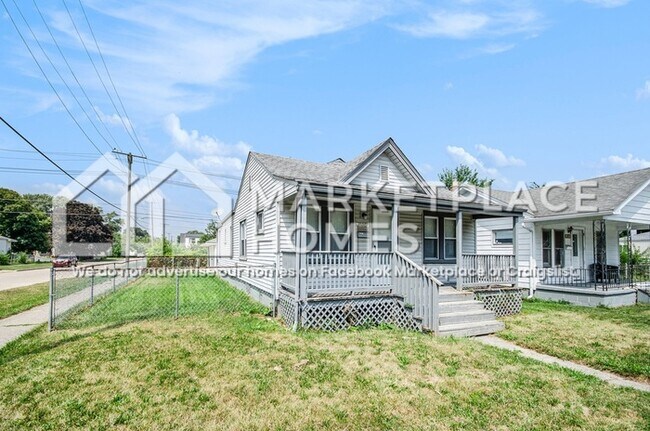 11003 Hupp Ave in Warren, MI - Building Photo - Building Photo
