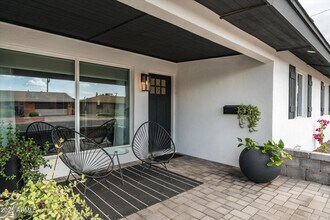 8341 E Hubbell St in Scottsdale, AZ - Building Photo - Building Photo