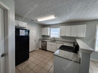 210 Dove Pl photo'