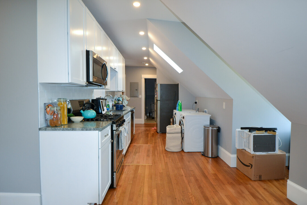 6 South St, Unit uni3 2-bed 1-bath in Boston, MA - Foto de edificio