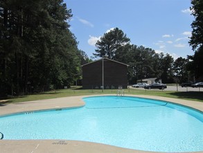 Summertime Apartments in Fayetteville, NC - Building Photo - Building Photo