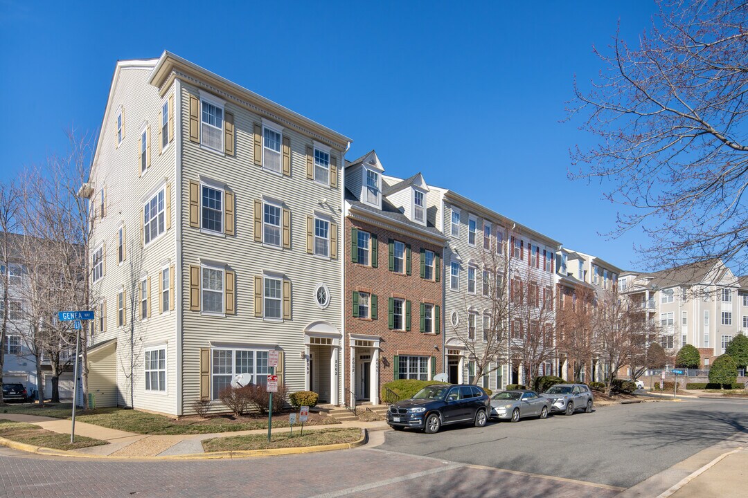 High Pointe at Jefferson Park in Falls Church, VA - Building Photo