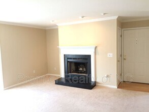 126 River Oaks Ct in Clemmons, NC - Building Photo - Building Photo