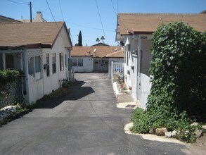 10127 Pinewood Ave in Tujunga, CA - Building Photo - Building Photo