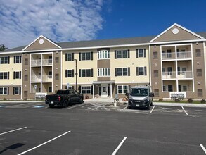 Twin Bridge in Merrimack, NH - Building Photo - Building Photo