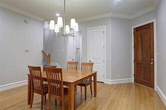 6010 La Vista Dr in Dallas, TX - Building Photo - Building Photo