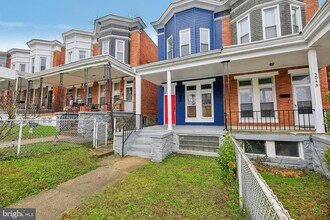 3041 Belmont Ave in Baltimore, MD - Foto de edificio - Building Photo
