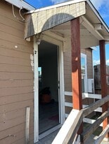 33 Washington St in Bay Point, CA - Building Photo