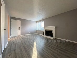 660 S 20th St in Lincoln, NE - Foto de edificio - Building Photo