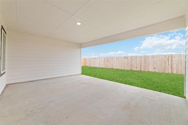 property at 7207 Sunbreeze Ln
