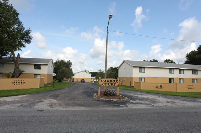 Harbour Court in Haines City, FL - Foto de edificio - Building Photo