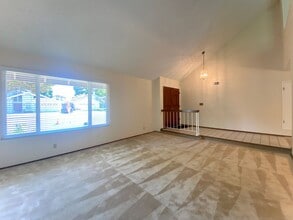 32953 Regents Blvd in Union City, CA - Building Photo - Building Photo