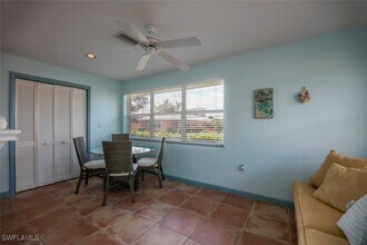520 97th Ave N in Naples, FL - Building Photo - Building Photo