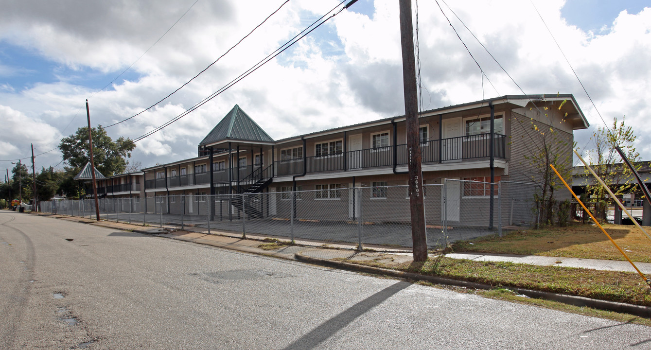 Riverstone Apartments in Houston, TX - Building Photo